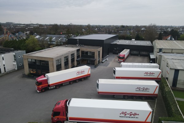 Bedrijfspand van Geffen Transportbedrijf